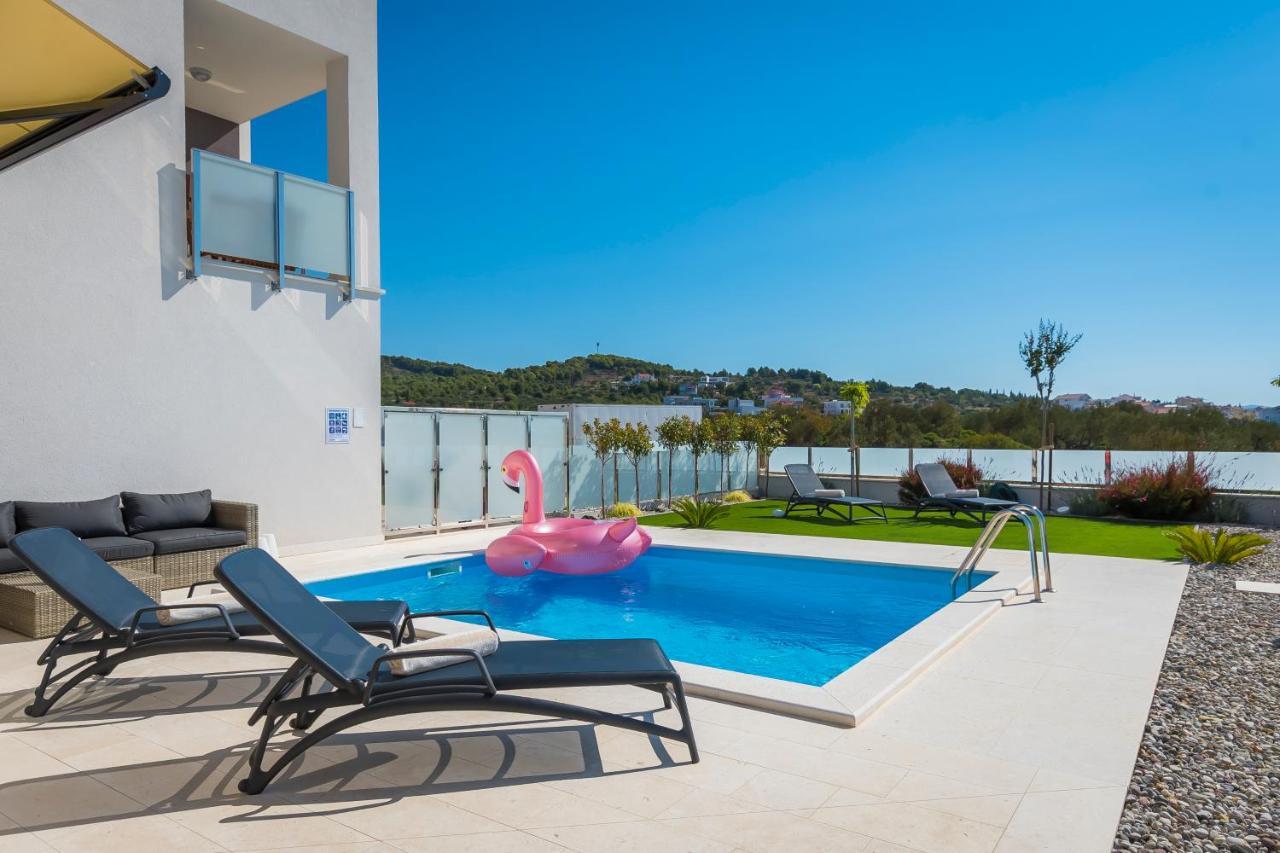 Villa Buzuk Vodice Exterior foto