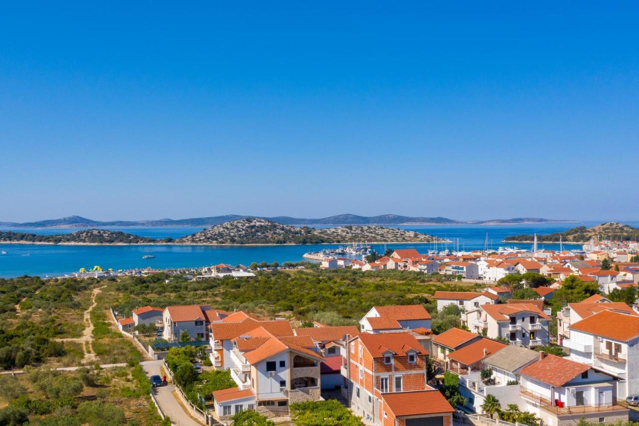 Villa Buzuk Vodice Exterior foto